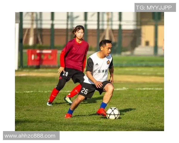 足球明星风采展：领略全球顶级球员的精彩瞬间与非凡成就